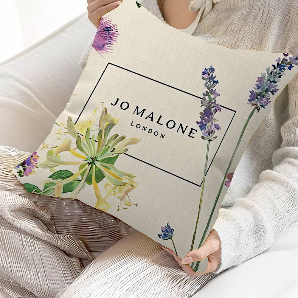 J-Jo M-Malone L-LOGO クッションカバー  - Home Textiles Logo のレビューと価格